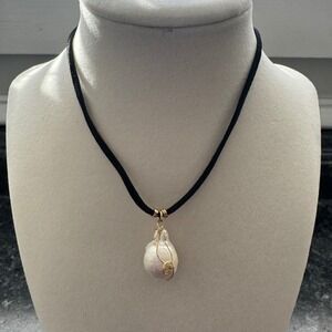 Freshwater Pearl and Wire Pendant Adjustable Necklace Choker